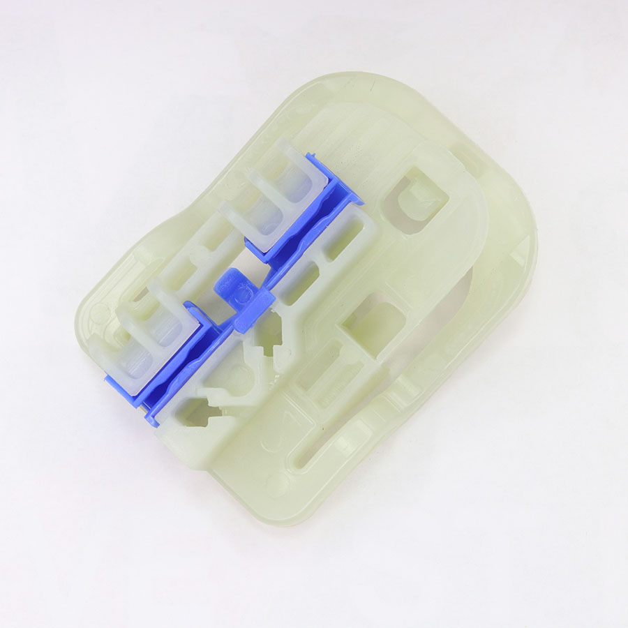 WINDOW REGULATOR CLIP FRONT LEFT
