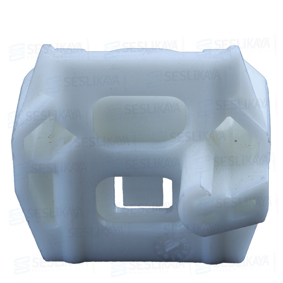 WINDOW REGULATOR CLIP FRONT RIGHT